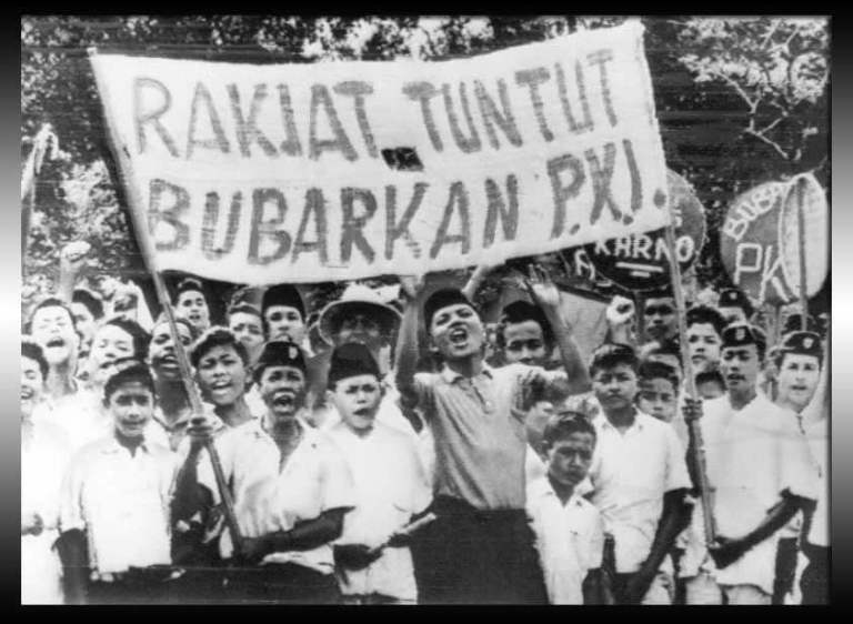 Kenapa Paham Komunis Ditolak?