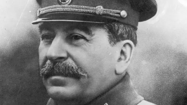 Leon Trotsky vs Stalin 2025: Revolusi Permanen, Birokrasi Soviet & Pertarungan Ideologi
