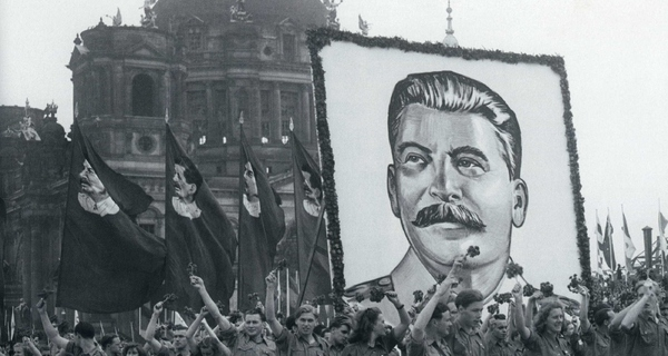 Cara Stalin Industrialisasi USSR 5 Tahun 1928