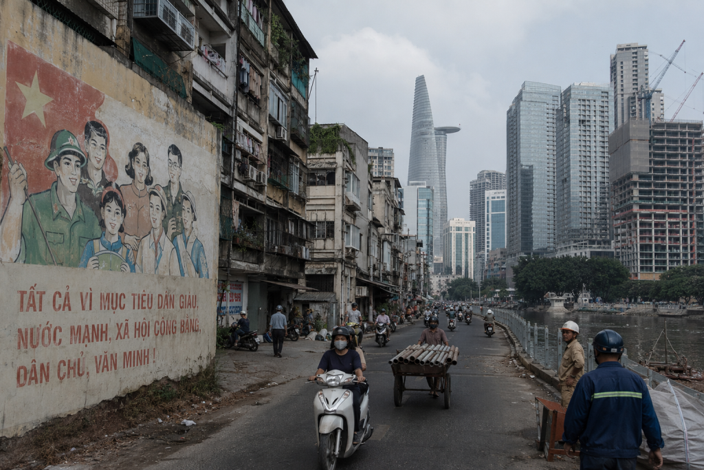 Vietnam Justru Tumbuh 7,83 Persen di Bawah Komunisme, Ini yang Membedakannya dari China 2 Vietnam Justru Tumbuh 7,83 Persen di Bawah Komunisme, Ini yang Membedakannya dari China